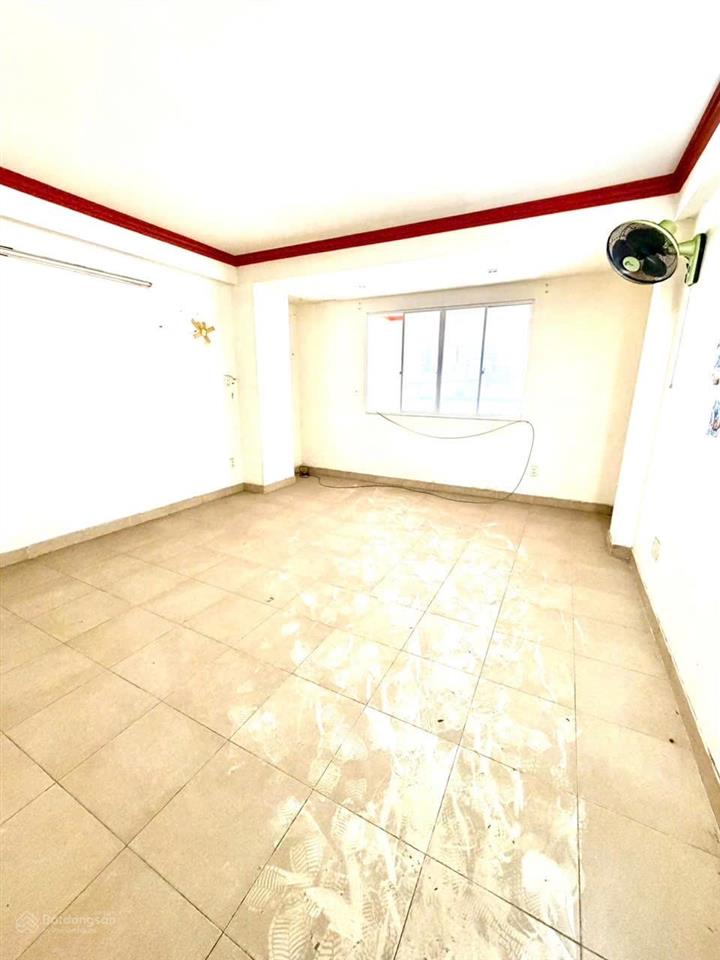 Bán chdv 5 tầng bình đông p13q8, gần cầu chà và