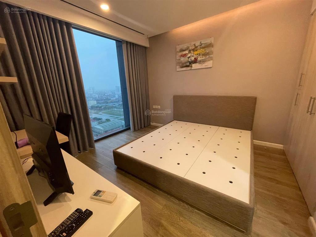 Mình là chính chủ cần bán căn 2pn hướng đông nam view bảo tàng pkkq tại artemis full nội thất