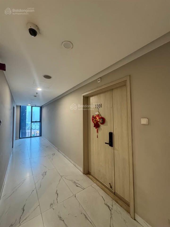 Mình là chính chủ cần bán căn 2pn hướng đông nam view bảo tàng pkkq tại artemis full nội thất