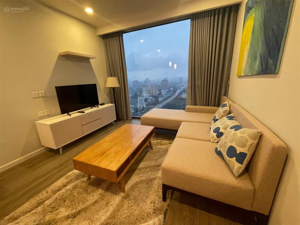 Mình là chính chủ cần bán căn 2pn hướng đông nam view bảo tàng pkkq tại artemis full nội thất