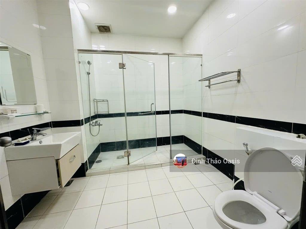 Chủ kẹt tiền bán lỗ căn biệt thự 150m2 đang sẵn doanh thu tại oasis, kế siêu thị aeon mall bd