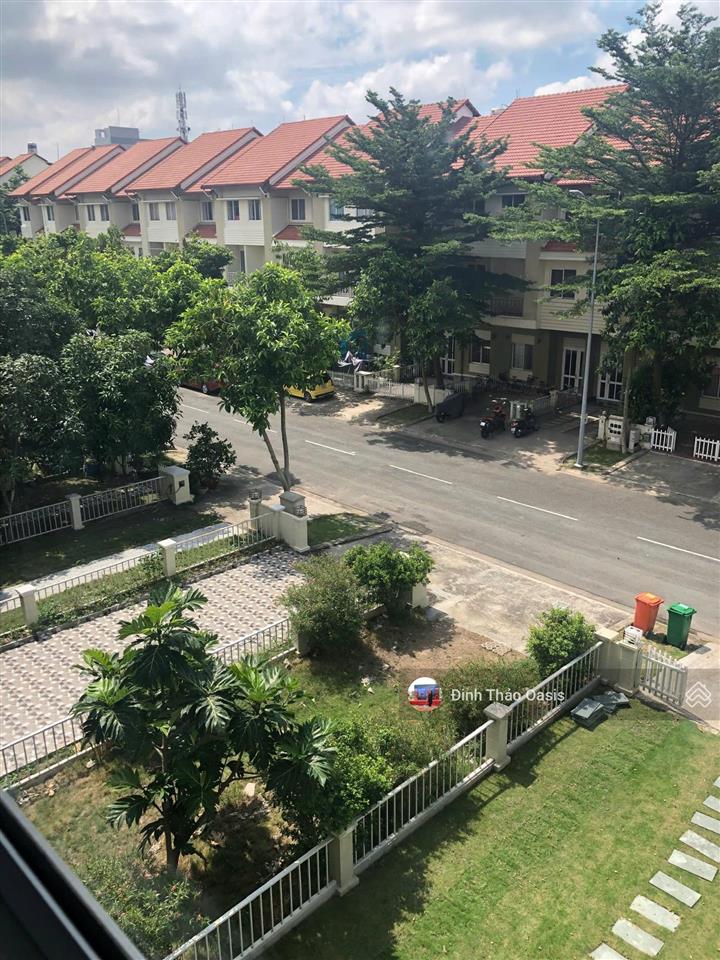 Chủ kẹt tiền bán lỗ căn biệt thự 150m2 đang sẵn doanh thu tại oasis, kế siêu thị aeon mall bd