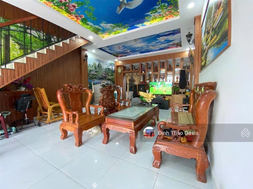Chủ hạ giá bán nhà phố 85m2 hoàn thiện đẹp giá siêu tốt tại oasis city gần trường đại học việt đức