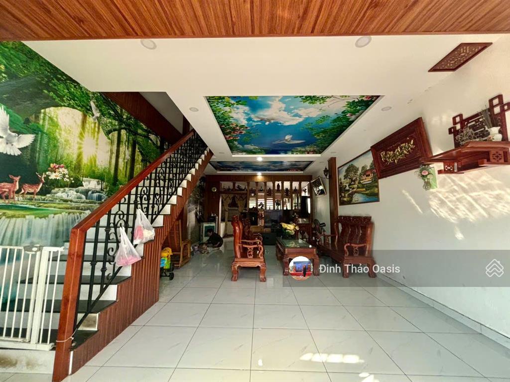 Chủ hạ giá bán nhà phố 85m2 hoàn thiện đẹp giá siêu tốt tại oasis city gần trường đại học việt đức