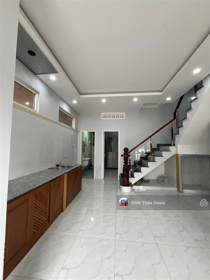 Chủ kẹt tiền cần bán gấp biệt thự oasis city hoàn thiện sẵn diện tích 95,2m2 giá rẻ bất ngờ
