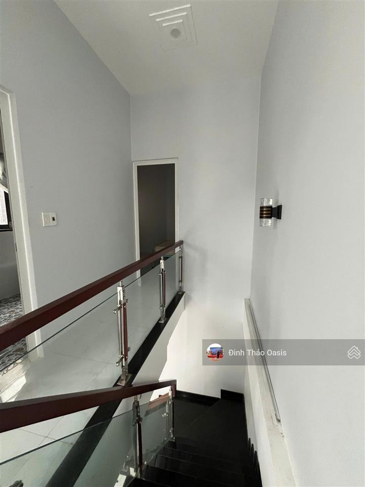 Chủ kẹt tiền cần bán gấp biệt thự oasis city hoàn thiện sẵn diện tích 95,2m2 giá rẻ bất ngờ