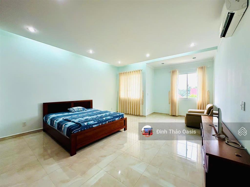 Chính chủ cần bán biệt thự 150m2 đang cho thuê 18 triệu/tháng tại oasis, thuận an, bd