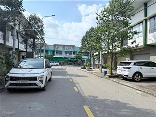 Chủ kẹt tiền bán lỗ căn nhà phố 85m2 kế trường đại học việt đức, bến cát