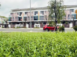 Chính chủ cho thuê biệt thự 4pn4wc, nhà mới 100% tại sun casa central, vsip 2.  0986 196 ***