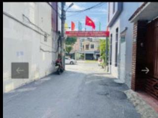 Bán nhà kiệt đường nhựa hồ xuân hương, mặt tiền đường rộng 5m ô tô vô tới nhà