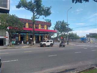 Bán lô đất 2 mặt tiền trần hưng đạo. đường 7m dt 300m2 cách cầu sông hàn 300m. giá đầu tư 17 tỷ