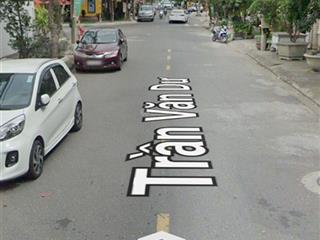 Giảm sâu 1 tỷ bán lô đất víp trần văn dư.
dt 100m2 ngang 6m đường 7.5m lề 4m.
giá chỉ 9 tỷ