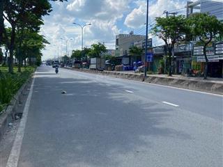 Bán đất 40m x 60m mặt tiền trần văn giàu 57 tr/m2