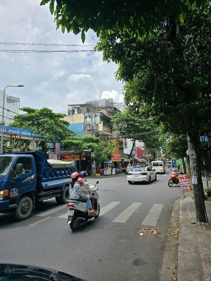 Bán nhà mặt tiền cầu xéo ngang 4m x 20m 1 trệt 1 lầu