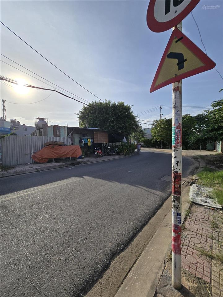 Bán đất đẹp mặt tiền kênh tân hóa giá 3.315,9m2