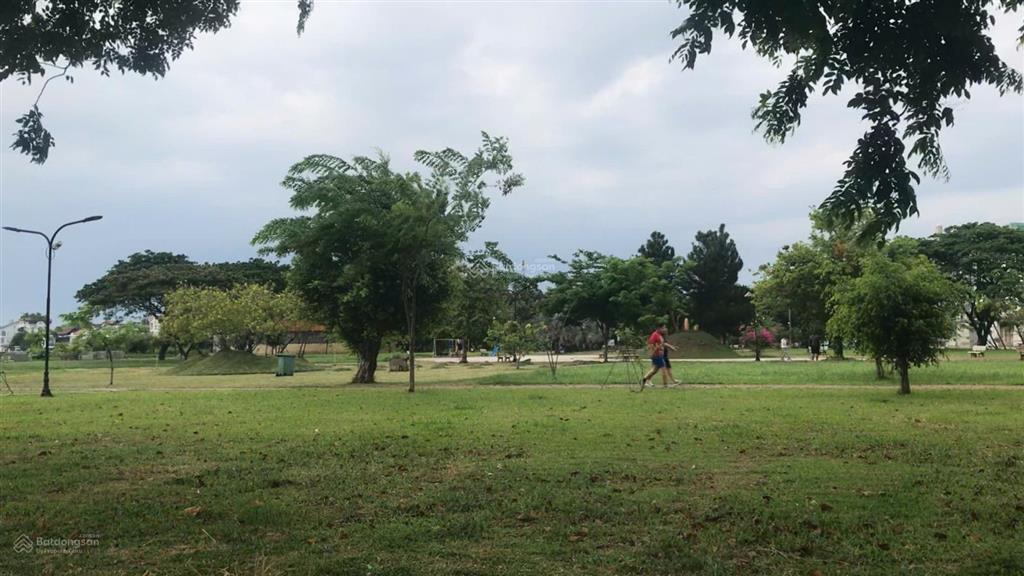 Bán nhà 4 tầng góc 2 mặt tiền đường 16m |dtsd 385m2| gần sông công viên đặng thùy trâm bình lợi qbt