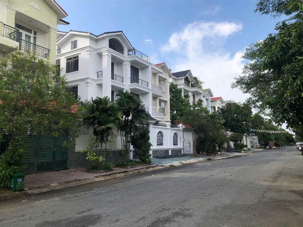 Bán nhà 4 tầng góc 2 mặt tiền đường 16m |dtsd 385m2| gần sông công viên đặng thùy trâm bình lợi qbt