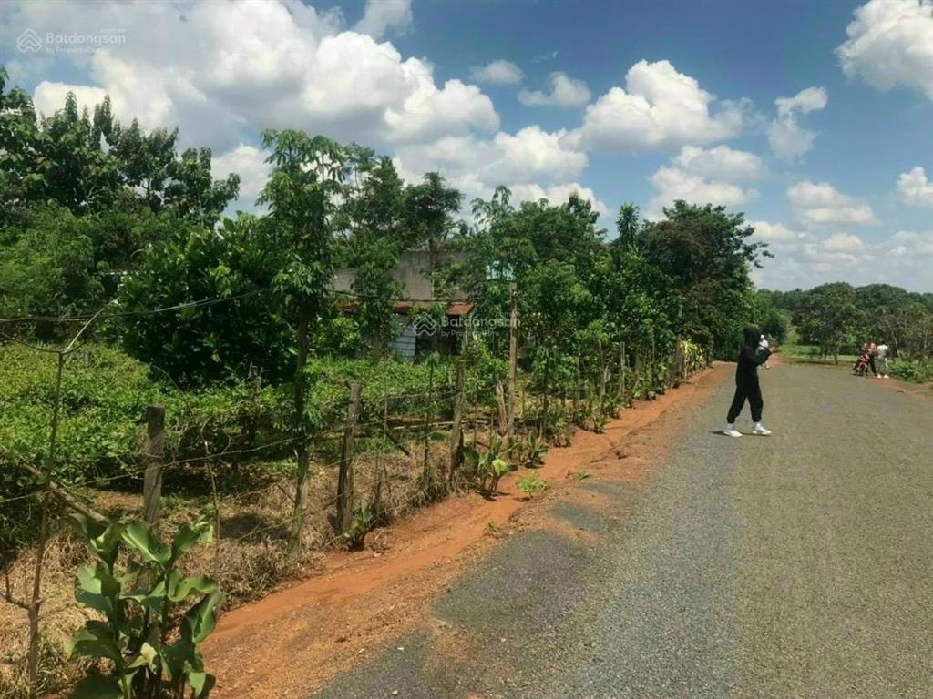 Cần sang nhượng lại lô đất đẹp ngay khu hành chính xã thanh hoà, giá chỉ 650 triệu