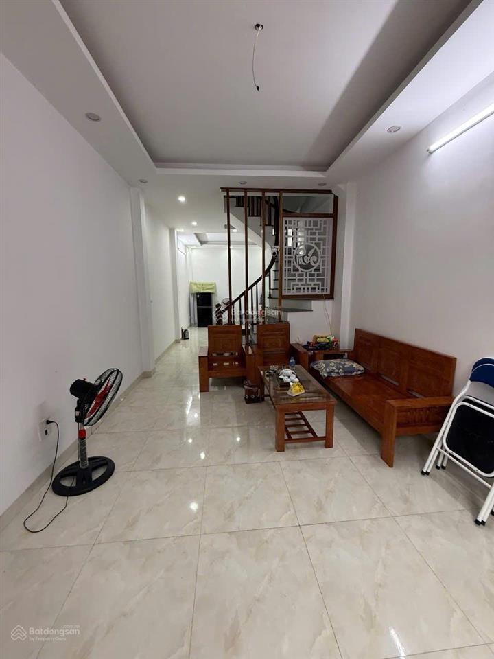 Chỉ từ 6 tỷ sở hữu ngay nhà lai xá 42m2  8 phòng  cho thuê 25tr/tháng  sổ đỏ cc