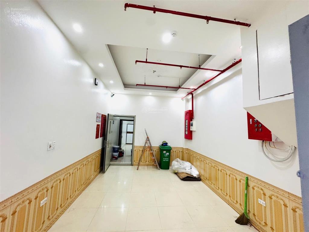 Chỉ từ 9 tỷ có ngay ccmn cầu giấy 53m2  9 phòng ngủ  doanh thu 50tr/tháng  sổ. đỏ cc