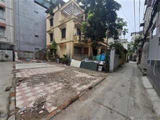 10,5 tỷ có ngay đất khu công viên hoà bình 53m2  ngõ ô tô  lô góc  mặt tiền 5m   0934 503 ***