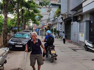 Hàng lướt!!! fo nhà cầu diễn 33m2 3 tầng giá hơn 6 tỷ  sổ đỏ cc  cách 20m ô tô để ngày đêm