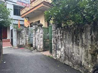 Chỉ từ 7 tỷ có ngay nhà cổ nhuế 33m2, 5 tầng  thang máy  sổ đỏ cc  ngõ 2,5m