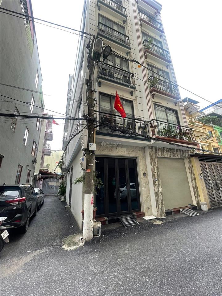 Chỉ từ 5 tỷ có ngay nhà lai xá  lô góc  ngõ ô tô tránh  5 tầng  sổ đỏ cc