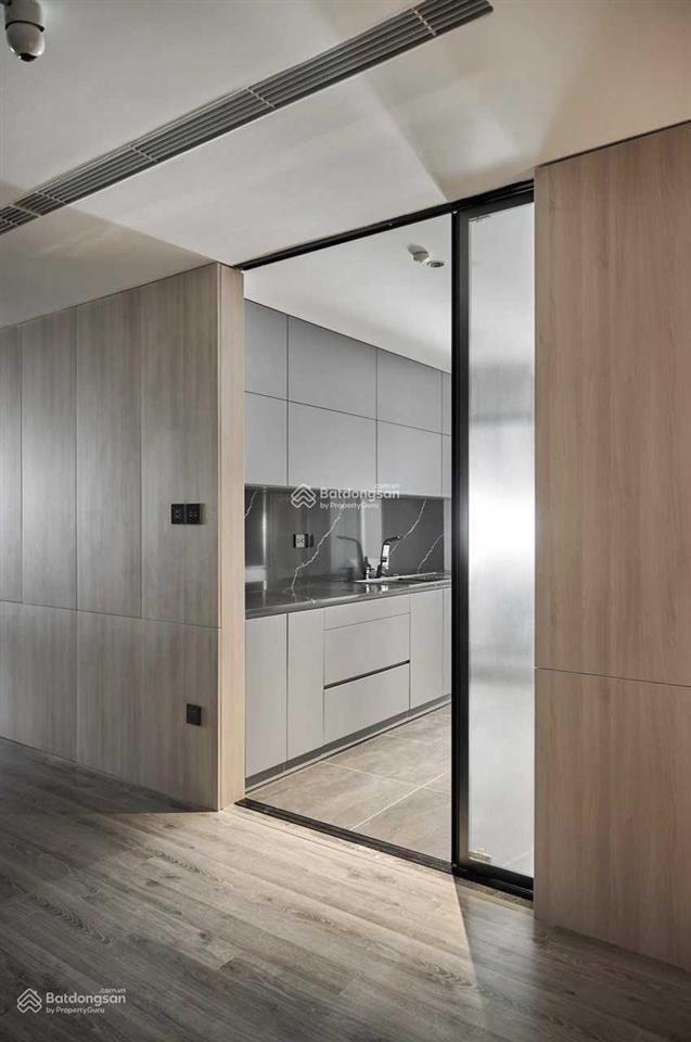 Chính chủ cần bán chcc tân hoàng minh  36 hoàng cầu, 136m2, 3n2wc, full nt, tầng đẹp  view thoáng