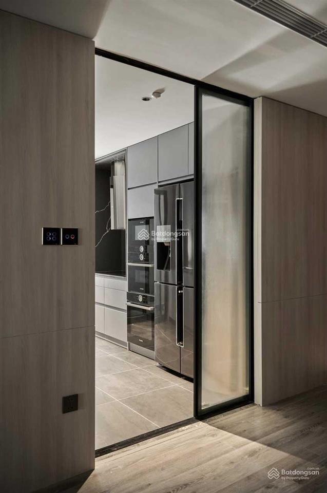 Chính chủ cần bán chcc tân hoàng minh  36 hoàng cầu, 136m2, 3n2wc, full nt, tầng đẹp  view thoáng