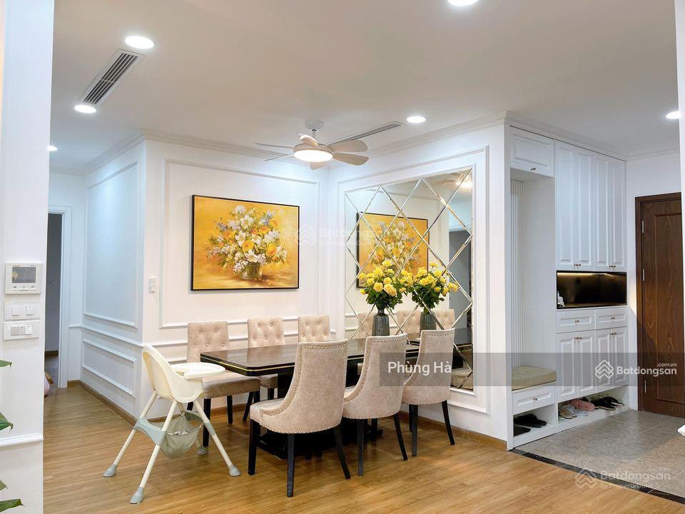 Chính chủ cần bán căn hộ cao cấp tòa tân hoàng minh hoàng cầu dt 152m2, 3n3vs, full đồ cao cấp