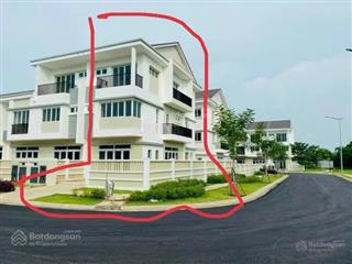Bán căn góc liền kề dự án ecolakes mỹ phước, cửa chính hướng đông nam, mặt cạnh hướng đông bắc