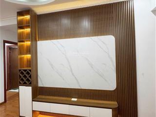 Nhỉnh 2.5 tỷ  bán gấp ch 2 phòng ngủ 56m2, tầng trung toà ct10 đại thanh. full nội thất