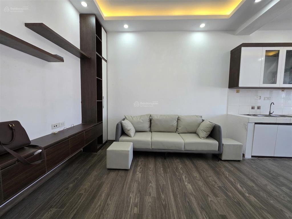 Rẻ nhất khu vực  bán căn 42m nội thất đầy đủ toà ct2 nam xa la. chỉ 2.x tỷ