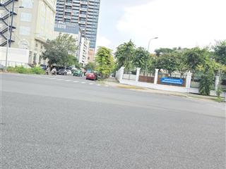 Bán nhanh lô góc 2mt đối diện công viên  đất nền huy hoàng thạnh mỹ lợi 10x20m