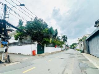 Bán biệt thự góc 2 mt nguyễn ư dĩ, p.thảo điền, q2, dt (15x22m)410m, giá 90tỷ, hđt 5000usd/tháng