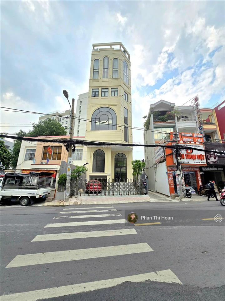 Toà nhà building hạng sang mặt tiền lê quang định  8x24m, cn 183,8m2, hầm 7 tầng. giá 72 tỷ