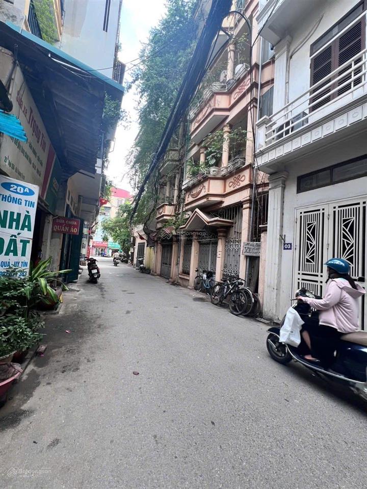 Bán nhà oto, 3 thoáng phố vũ tông phan. dt 120m2 x mt 10m. giá 28.5 tỷ