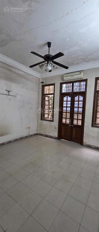 Bán nhà 4 tầng, 3 mặt thoáng phố tam khương  đống đa. dt 45m2, giá 10.5 tỷ