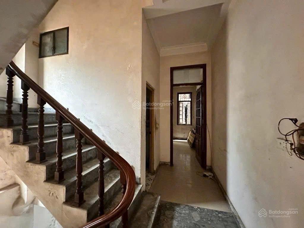 Bán nhà 4 tầng, 3 mặt thoáng phố tam khương  đống đa. dt 45m2, giá 10.5 tỷ