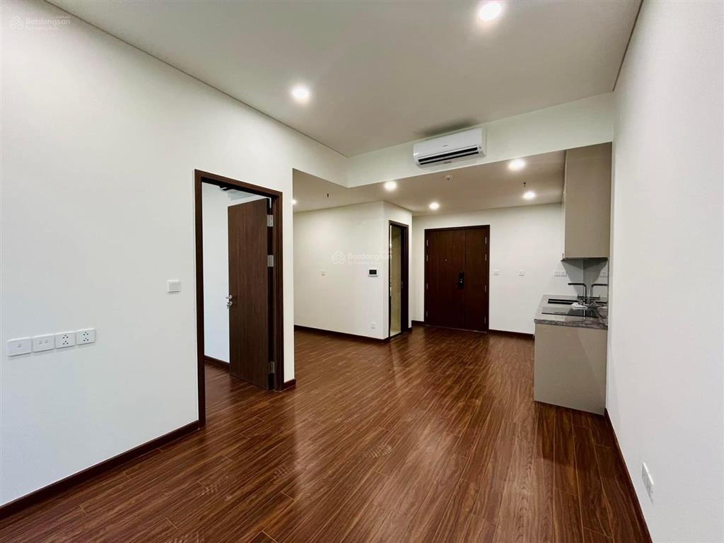 Chính chủ bán gấp 2pn góc h1.1818 64m2 hơn 4,8 tỷ masteri waterfront vinhomes ocean park 0966 768 ***