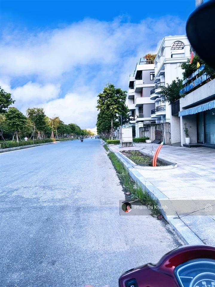 Bán nhà phố tư đình, long biên, vỉa hè, ô tô tránh, kinh doanh 256m2, 4 tầng, 42 tỷ