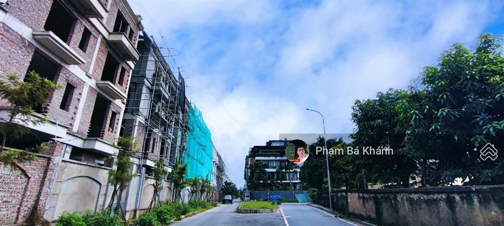 Bán nhà phố tư đình, long biên, vỉa hè, ô tô tránh, kinh doanh 256m2, 4 tầng, 42 tỷ