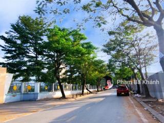 Bán đất cổ linh, long biên, vỉa hè, ô tô tránh, kinh doanh, 155m2, 33 tỷ nhỉnh.