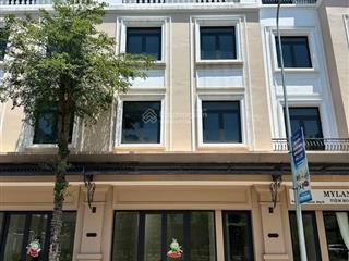 Shophouse vincom trung tâm tp đông hà  sát công viên bể bơi 4 mùa  75m² x 5 tầng  giá chỉ 5 tỷ!