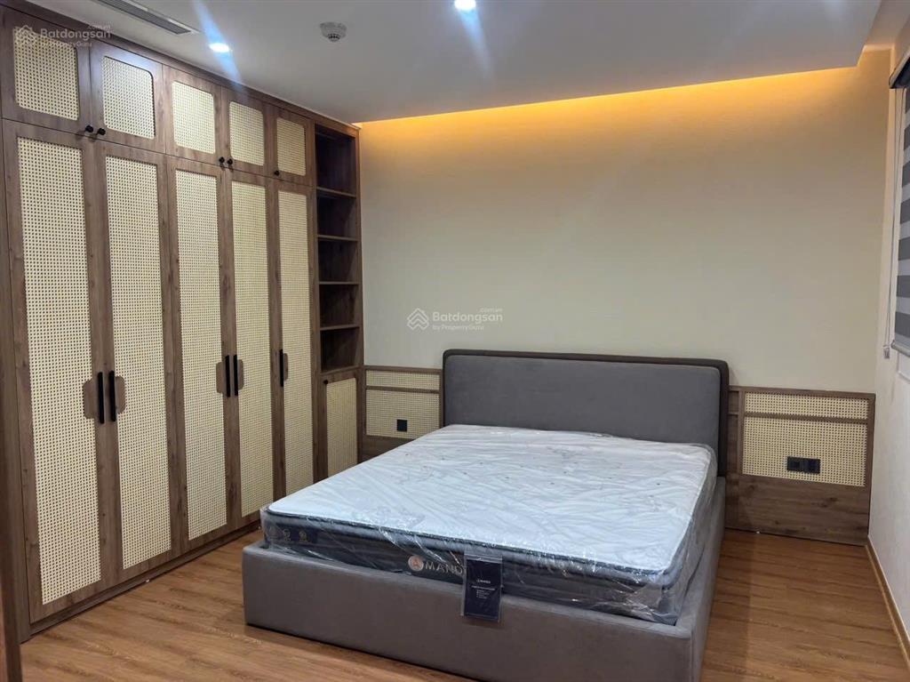 Home&land. cho thuê căn hộ 150m2, nội thất mới 100%, nhà đẹp, hiện đại, y ảnh, 0985 302 ***!