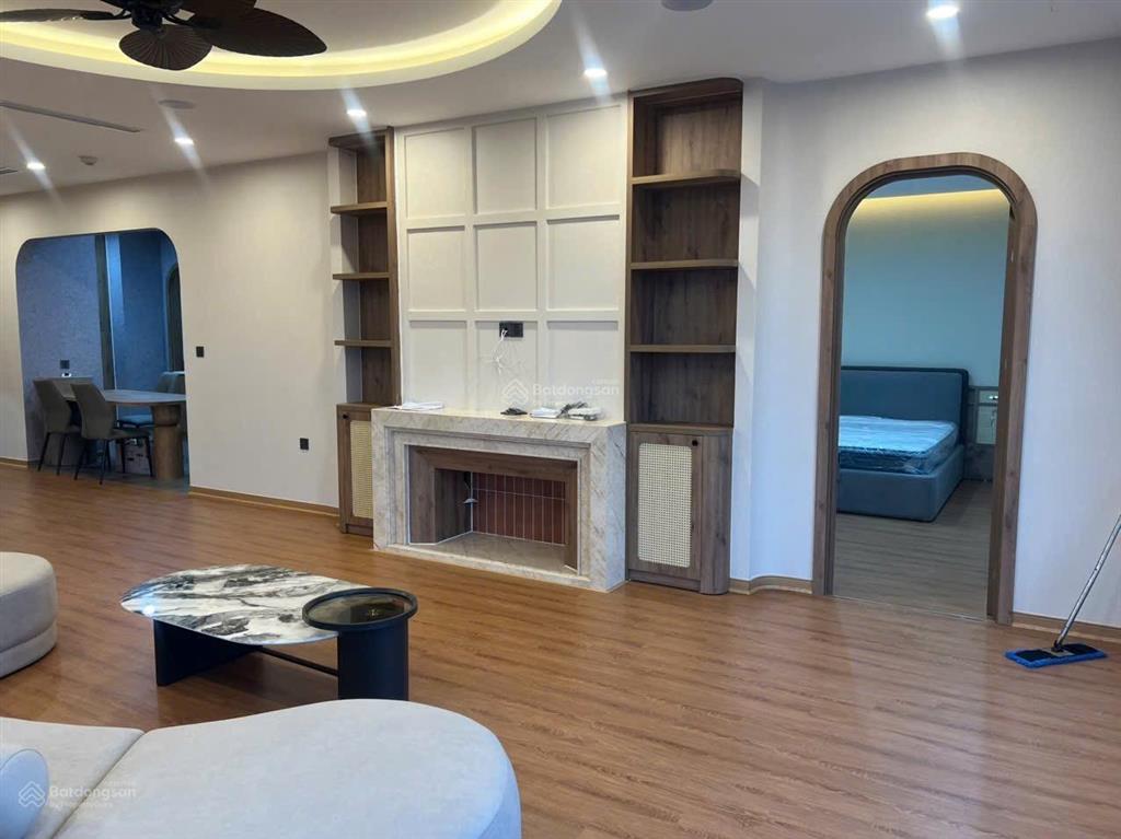 Home&land. cho thuê căn hộ 150m2, nội thất mới 100%, nhà đẹp, hiện đại, y ảnh, 0985 302 ***!