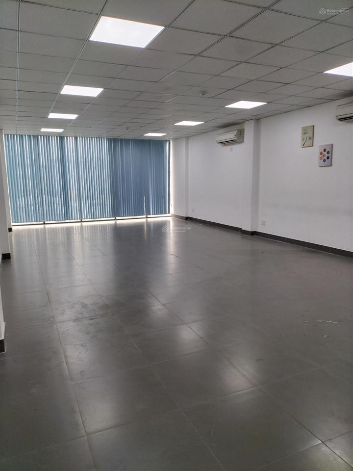 Cho thuê văn phòng dt 105m2, lê văn huân, p. 13, tân bình, gần sân bay t3
