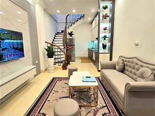 Bán nhà riêng tại đường phạm văn đồng, 35m2, phân lô, nhỉnh 5tỷ