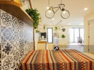 Chính chủ bán căn 03 ngủ / 02wc chung cư kosmo, diện tích 118m2 view hồ tây lộng gió.  0914 615 ***